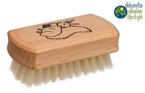 Nail brush for children with animal motifs